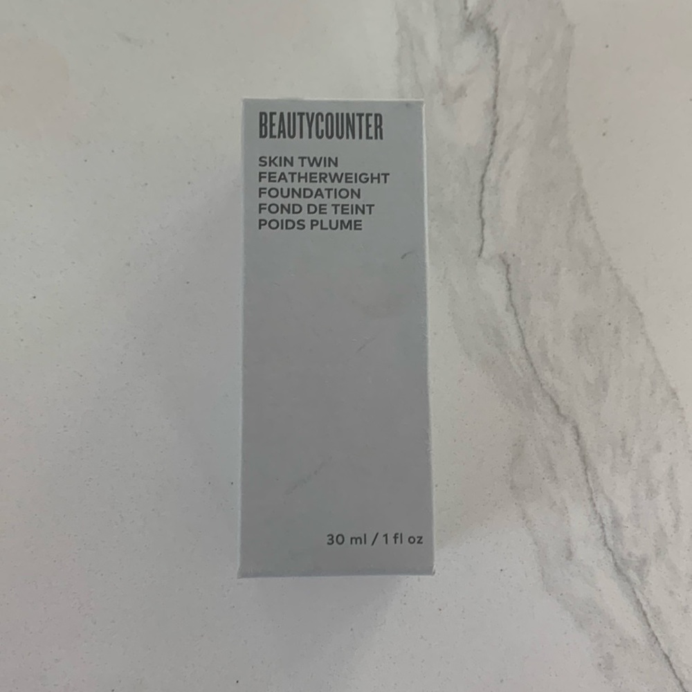 New Beautycounter Skin Twin Medium 320